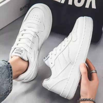 Men's White Board Shoes 2026 Winter Breathable Casual Low Top Sneakers · YANYAN China shoe factory