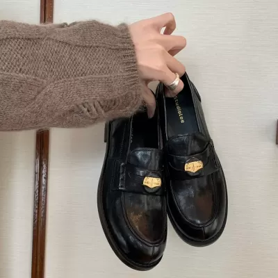 London Sunset British Vintage Round Toe Small Coin Slip On Leather Loafers Flat Shoes Women · YANYAN China shoe factory