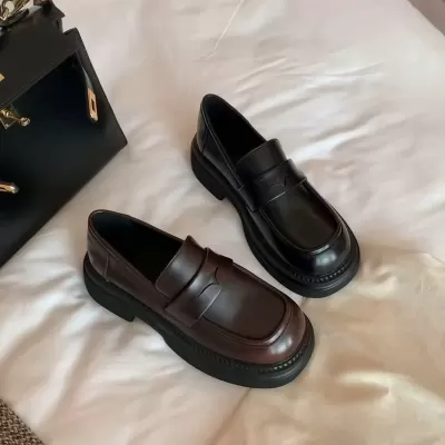 2026 Spring New British Vintage Burnished Color Platform Slip On Loafers Women Leather Shoes