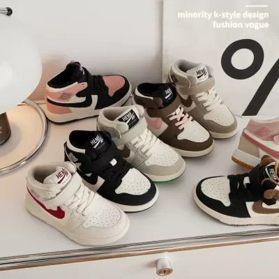 Ins Style American Sport Kids Basketball Shoes for Boys Girls High Top Winter · YANYAN China shoe factory