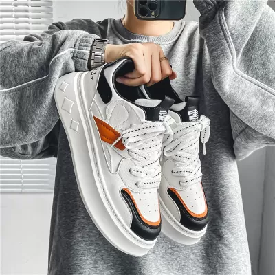 Men's Winter Casual Low Top Board Shoes Thick Sole Height Increasing White Sneakers · YANYAN China shoe factory