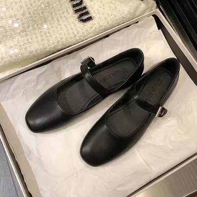 New Spring New Strap Buckle Shallow Mouth Flat Shoes Small Square Toe Vintage Soft Leather Soft Sole Mary Jane Women · YANYAN China shoe factory