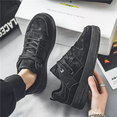 Chaussures de skate basses kaki printemps 2026 homme nouvelles, chaussures sport décontractées semelle épaisse · YANYAN China shoe factory