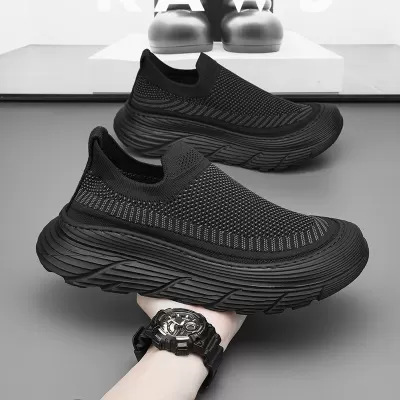 Europe 2026 New Spring Casual Sports Board Shoes, Thick Sole Flyknit Breathable Men's Shoes, Lightweight