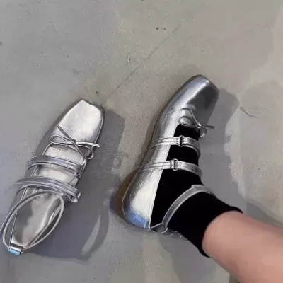 Open YY Bow Low Heel Ballet Shoes Women 2025 Autumn New Velcro Flat Mary Jane Pumps · YANYAN China shoe factory