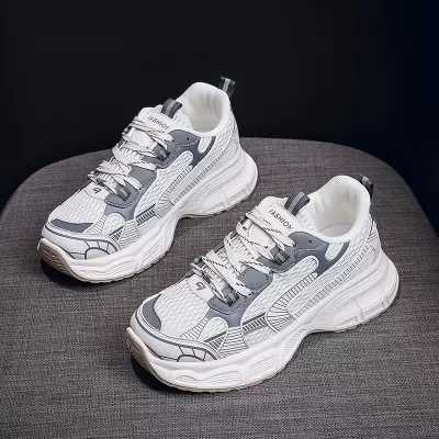 2024 Summer Korean Style Breathable Dad Sneakers for Women, Thick Sole Height Increasing Running Shoes · YANYAN China shoe factory