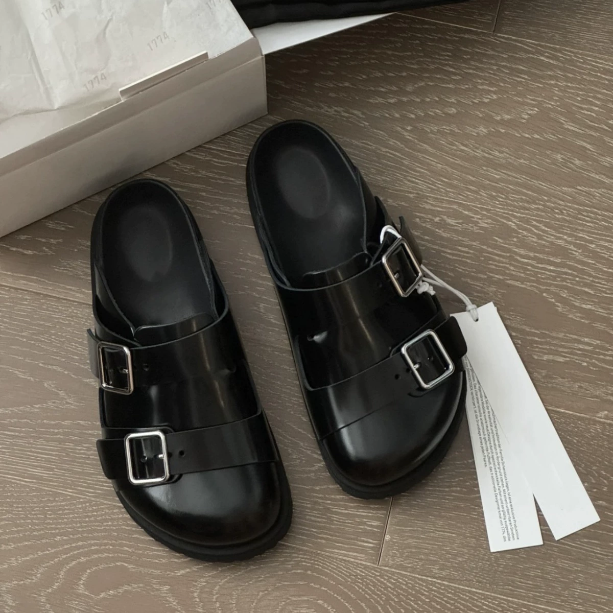 Women's New Black Birkenstock Slippers 2025, Korean Thick Sole Buckle Toe-Cover Mules