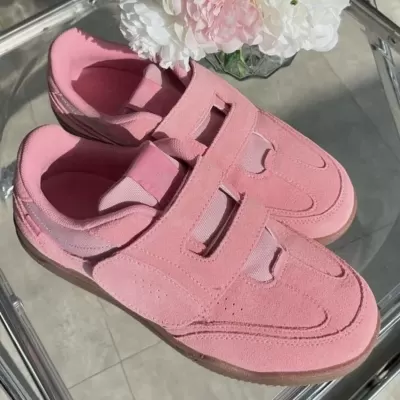 Women's Korean 2025 Spring Autumn Round Toe German Trainer Shoes, Casual Velcro Flats · YANYAN China shoe factory
