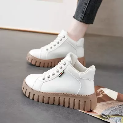 2026 Fall Short Boots Korean Style White Sneakers for Women Thick Sole Casual Leather Martin Boots · YANYAN China shoe factory