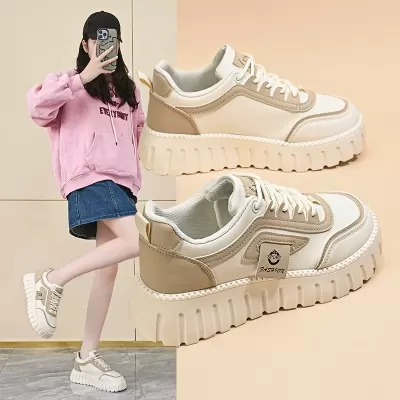 2025 Fall White Sneakers for Women Korean Style Thick Sole Casual Board Shoes · YANYAN China shoe factory