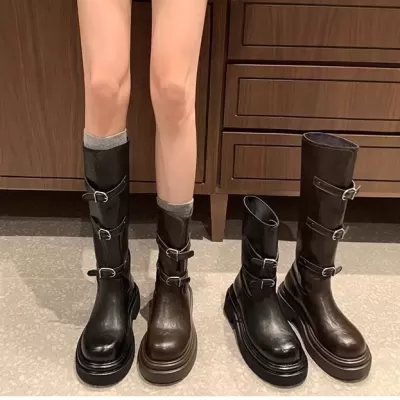 2026 New Women's Belt Buckle Round Toe Thick Sole Short Boots Riding Boots for Fall Winter · YANYAN China shoe factory