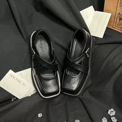 New French Square Toe Thick Sole Mary Janes Women Vintage Dark Style Side Buckle Shallow Single Shoes · YANYAN China shoe factory