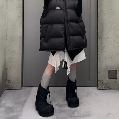 Paris Ski Snow Boots Women Winter New Casual Thick Sole Round Toe Short Boots Ugly Cute Heightened Boots · YANYAN China shoe factory