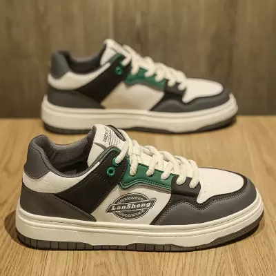 2026 New Spring Men's Lightweight Soft Sole Casual White Board Shoes · YANYAN China shoe factory