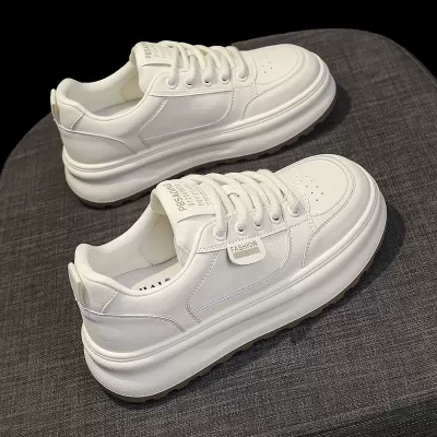 2025 Summer Women's Breathable White Sneakers Korean Thick Sole Casual Board Shoes · YANYAN China shoe factory