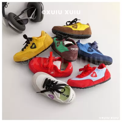 XSHX Mius Open Breathable Dupont Retro Kids Thin Sole Shoes Hook and Loop