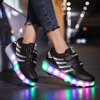 2026 New Kids Light-Up Roller Skates Boys with Brake Wheels Student Sports Shoes · YANYAN China shoe factory