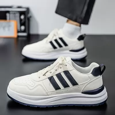 Spring Men's Dad Shoes Breathable Thick Sole Casual Lightweight 2026 Sports Board Shoes White · YANYAN China shoe factory