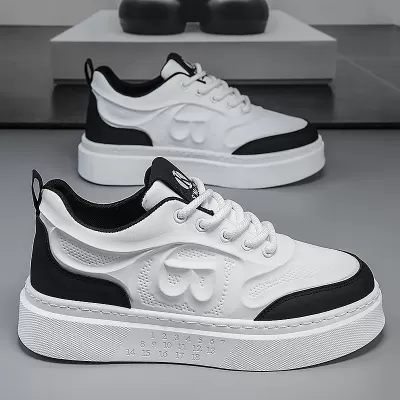 White Shoes Men Lightweight Comfortable Casual Teen Spring Summer New Board Shoes 2026 Trendy · YANYAN China shoe factory