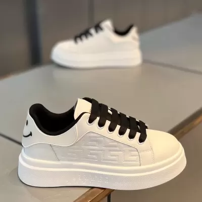 Men's Spring 2026 New Breathable Thick Sole Height Increase Board Shoes Fashion Casual Sports White · YANYAN China shoe factory
