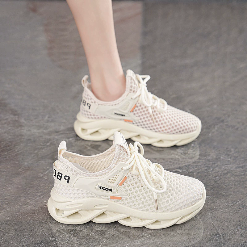 Summer Women's Breathable Hollow Flyknit Shoes Korean Thick Sole Casual Running Sneakers