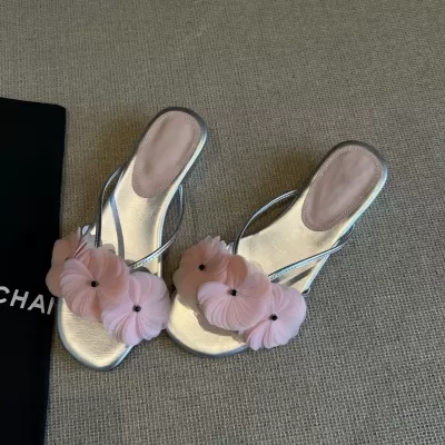 French Flower Flat Toe Separator Sandals for Women Summer Flip Flop Mules