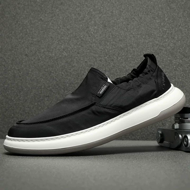 2026 Spring Men's Lightweight Comfort Casual Canvas Shoes Slip-on Loafers