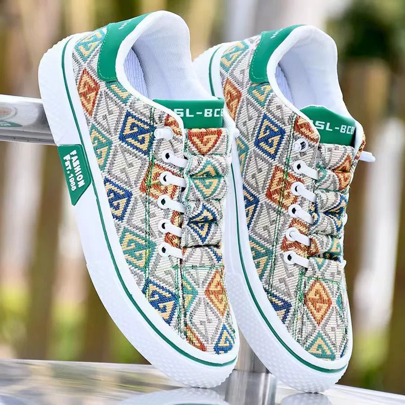 2026 Winter Beijing Cloth Shoes Men's Canvas Thin Trendy Casual Skate Shoes for Youth