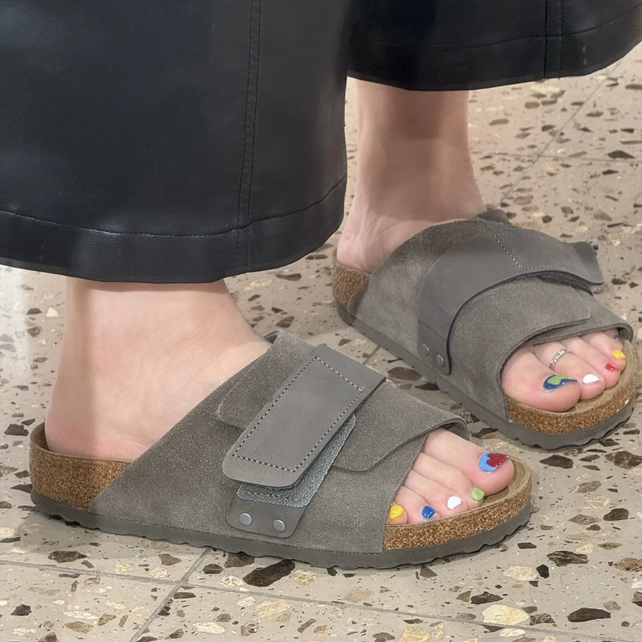 New Clog Sandals Comfortable Lazy Slip On for Women Flat Outdoor Beach Slides Casual