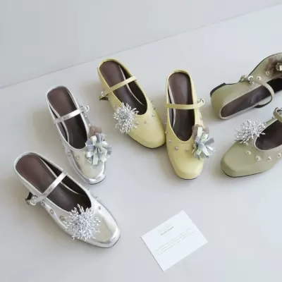 Designer Handmade Rhinestone DIY Flower Mary Jane Shoes for Women 2025 French Chunky Heel · YANYAN China shoe factory