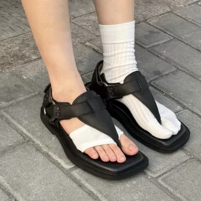 Women's Retro Roman Toe Thong Sandals 2025 Summer Punk Beach Flat Sandals