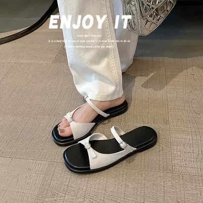 Women's Summer Round Toe Buckle Strap Beach Slide Sandals Casual Style