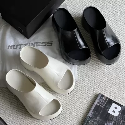 Women's Ultra High Platform Thong Sandals 2025 Summer Casual Slide Slippers for Petite