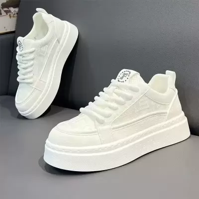 Men's Winter Breathable Casual White Board Shoes Anti-Slip Thick Sole Height Increasing Sneakers · YANYAN China shoe factory