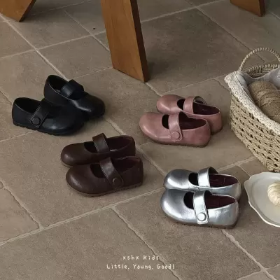 XSHX Korean children's leather shoes wide toe box unisex autumn new simple retro hook-and-loop rubber · YANYAN China shoe factory