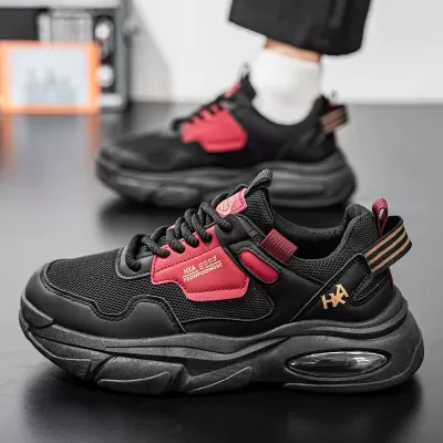 2026 Neue Frühjahr Herren Dicke Sohle Höhenzunahme Lässige Lauf Sportschuhe Mesh Atmungsaktiv Rutschfest Vater Schuhe · YANYAN China shoe factory