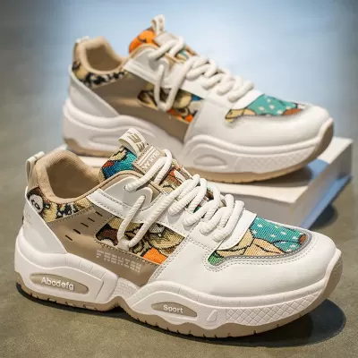 حذاء رجالي رياضي شتوي 2026 نعل سميك شبابي زيادة طول جيد التهوية كاجوال قماش أب · YANYAN China shoe factory