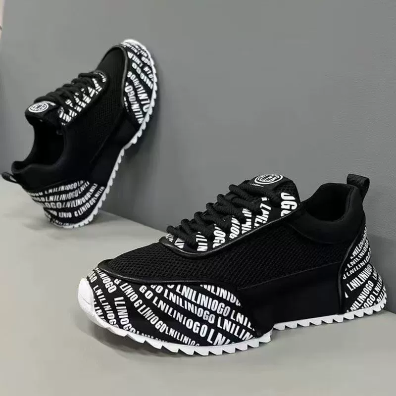 2026 Winter Men's Trendy Casual Breathable Mesh Shoes Soft Sole Lightweight Korean Running Sneakers