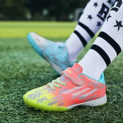 Wholesale Kids Soccer Shoes, Velcro, Breathable, TF Studs, Cristiano Ronaldo Style · YANYAN China shoe factory