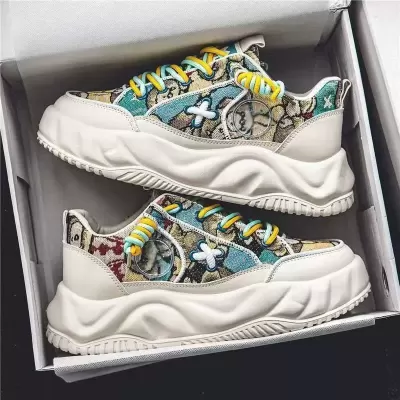 Niche Men's Winter Breathable Thick Sole Bread Shoes Anti-Slip Height Increasing Casual Dad Sneakers · YANYAN China shoe factory