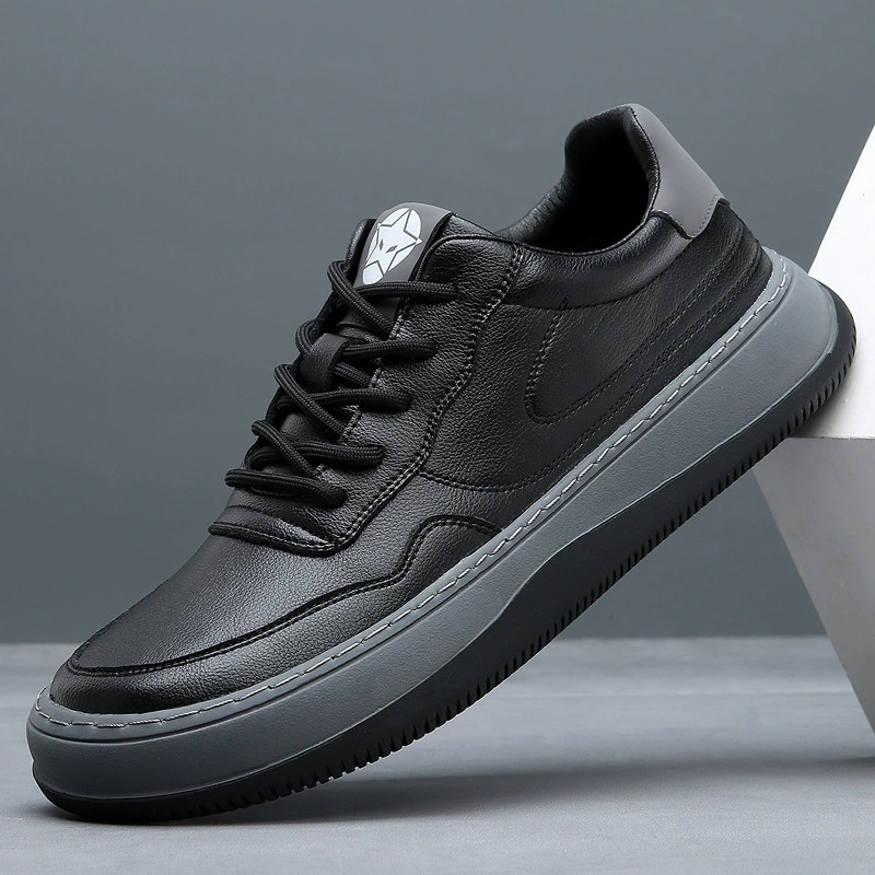 2026 Men's Trendy Non-slip Wear-resistant Breathable Lightweight Soft Sole Casual Sports Skateboarding Shoes
