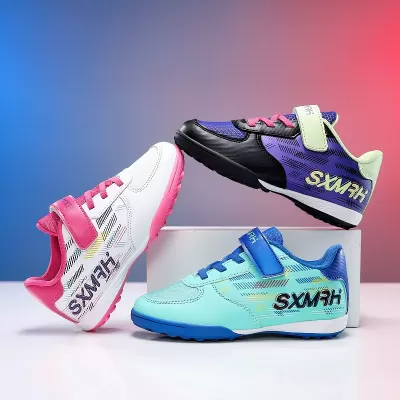 New Kids Soccer Shoes, Studded Youth Training Shoes for Boys & Girls School · YANYAN China shoe factory