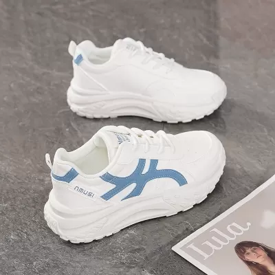 2025 Fall Women's Breathable White Sneakers Korean Thick Sole Platform Casual Shoes · YANYAN China shoe factory