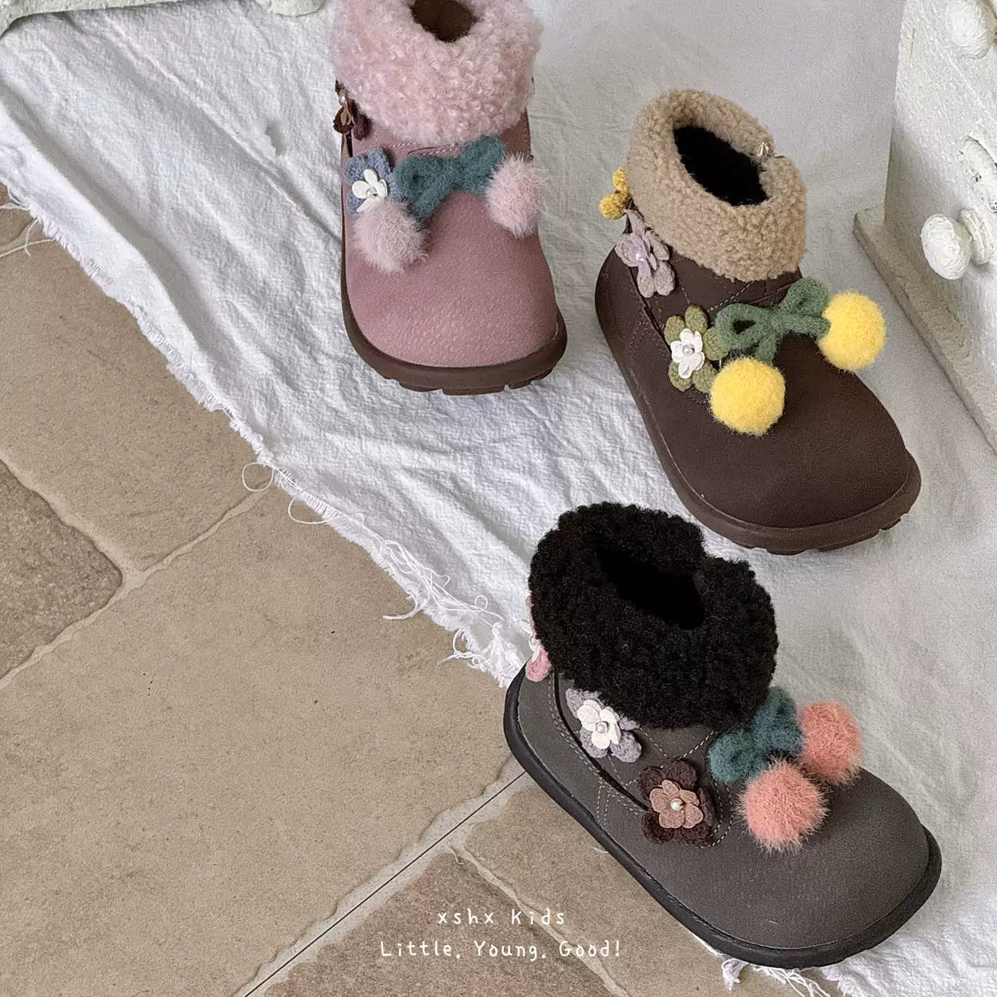 XSHX Retro Hydrangea Boots for Girls, Winter Warm Non-Slip Rubber Sole Short Ankle Boots