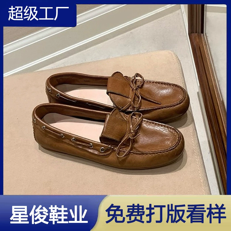 2025 Autumn New Retro British Bow Loafers for Women Elegant Comfort Flat Bean Shoes
