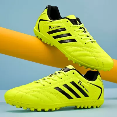 Professional Soccer Shoes Studded Breathable Shock Absorbing Youth Training Low-Top Kids Shoes · YANYAN China shoe factory