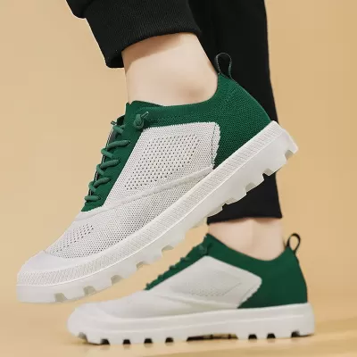 Unisex Outdoor Sock Shoes Slip-On Casual Couple Sneakers Comfortable Warm Fleece Lined Walking Shoes